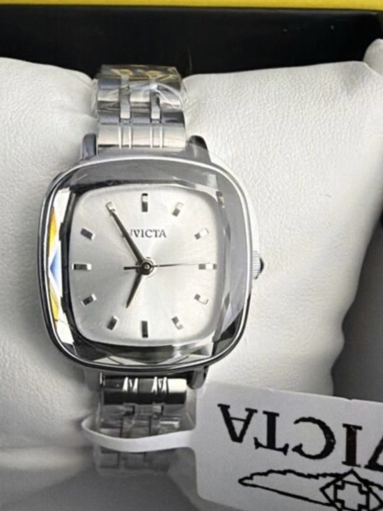 Invicta Accessories - NIB Invicta Wildflower Women's Watch (Model 69416